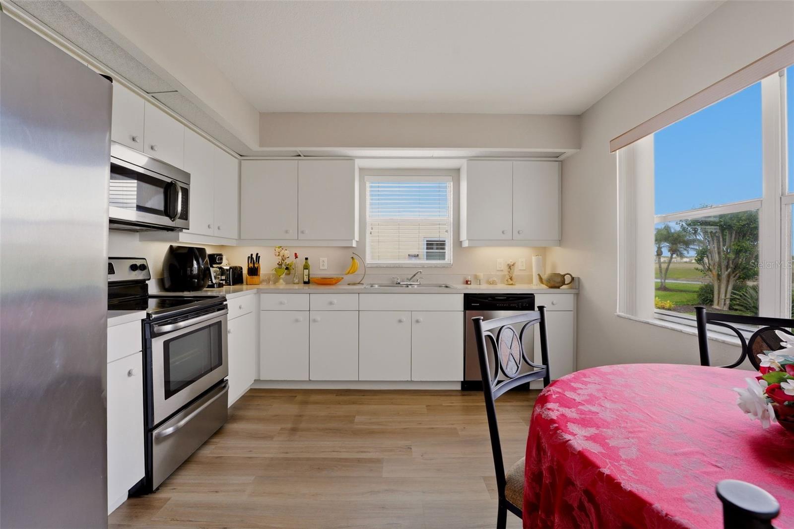 5800 SABAL TRACE DR #401