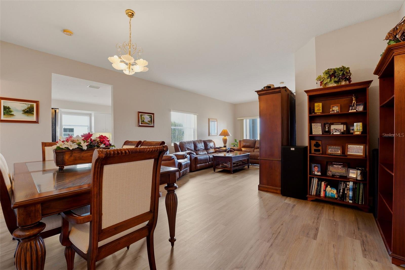 5800 SABAL TRACE DR #401