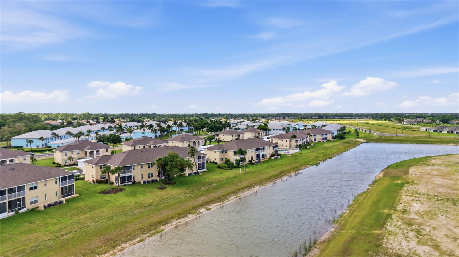 5800 SABAL TRACE DR #401