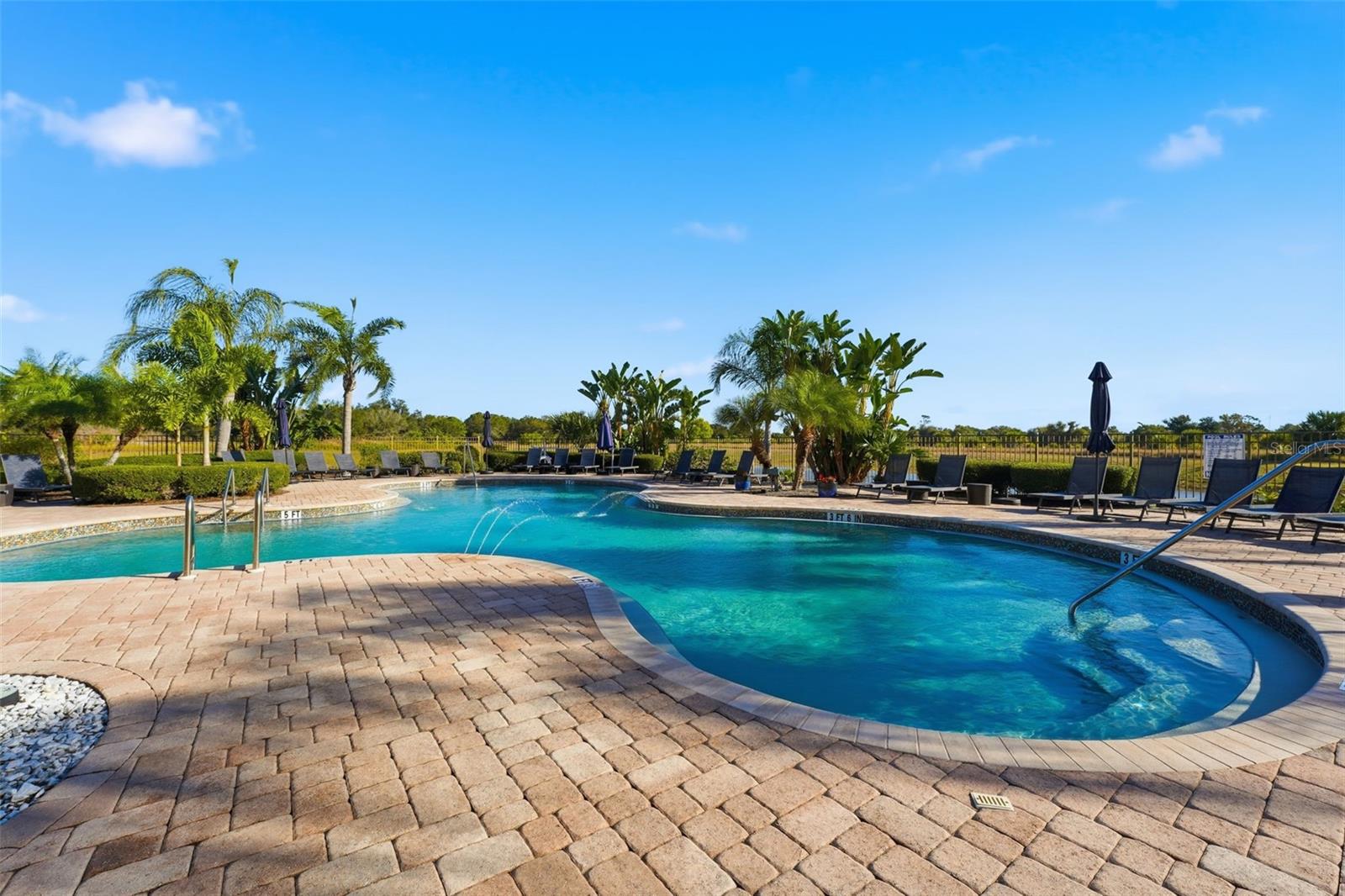 23343 COLLINA WAY #7-102