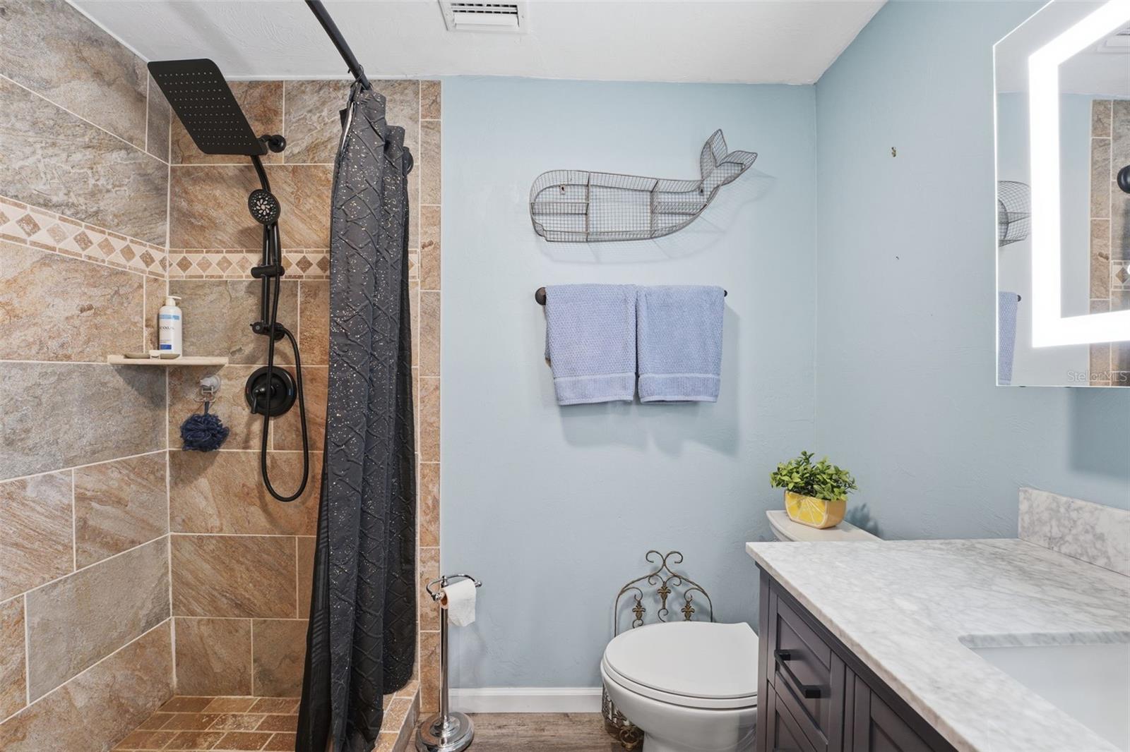 1135 NW PINE CREEK AVE