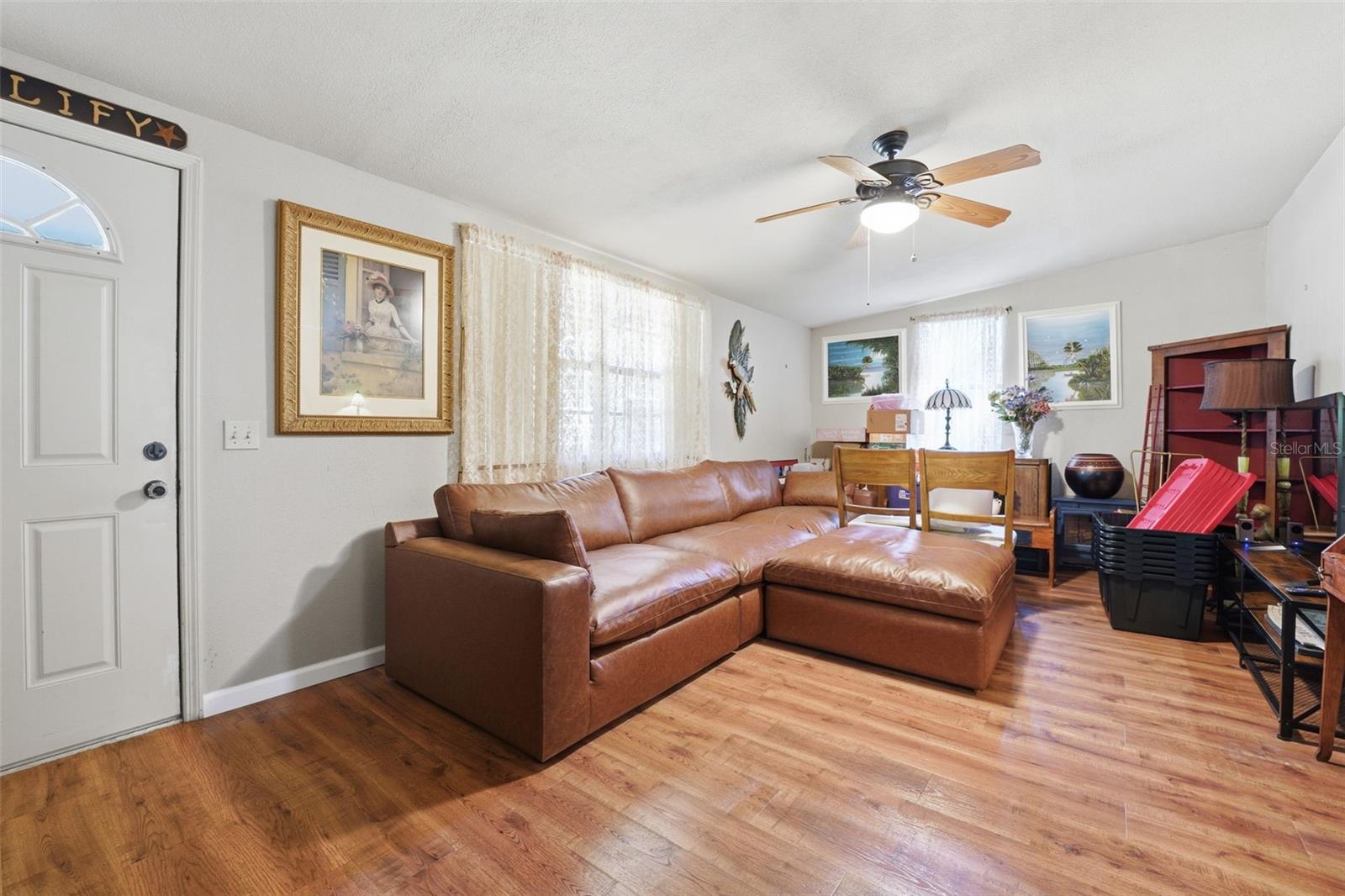 1135 NW PINE CREEK AVE