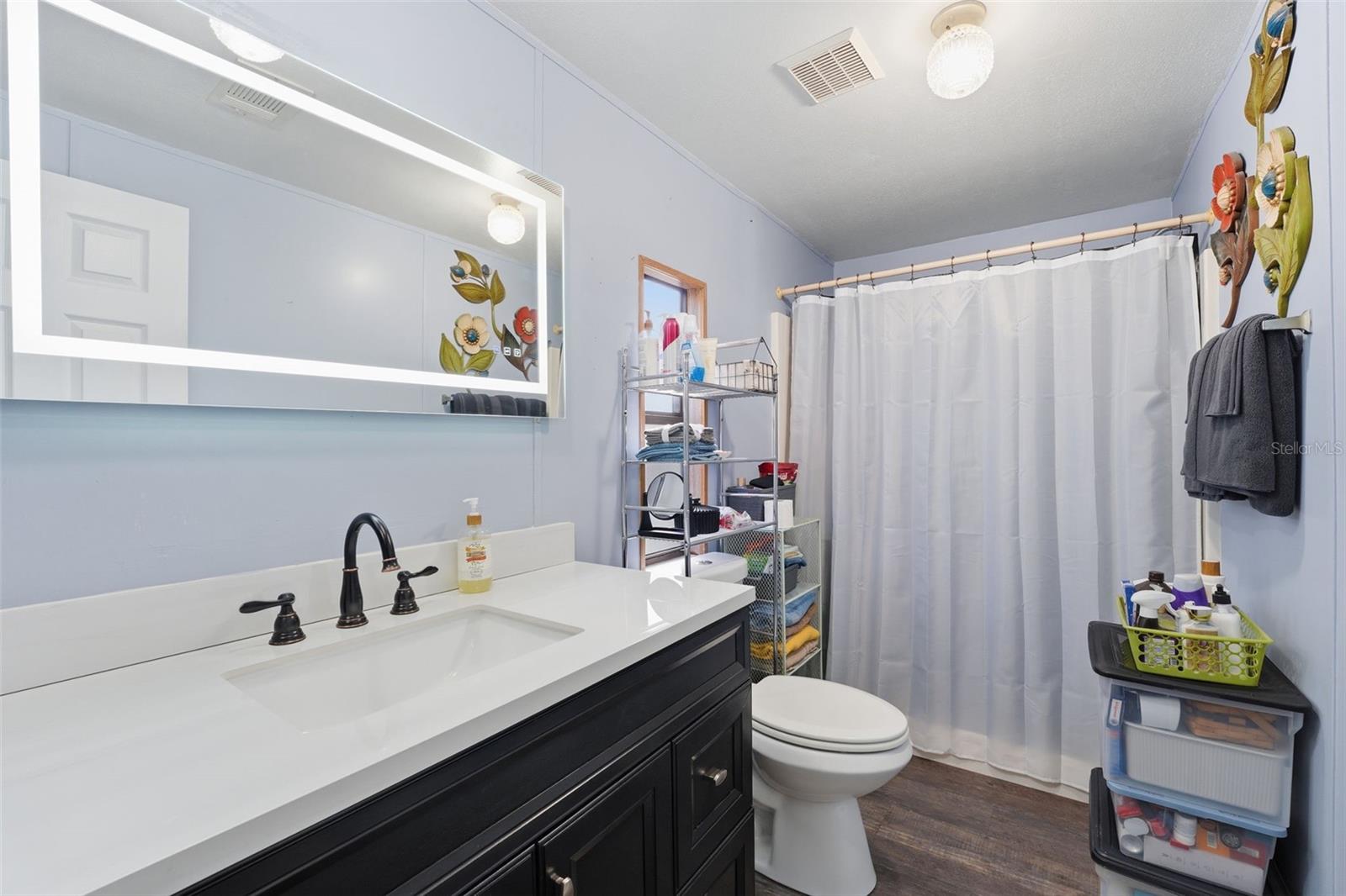 1135 NW PINE CREEK AVE