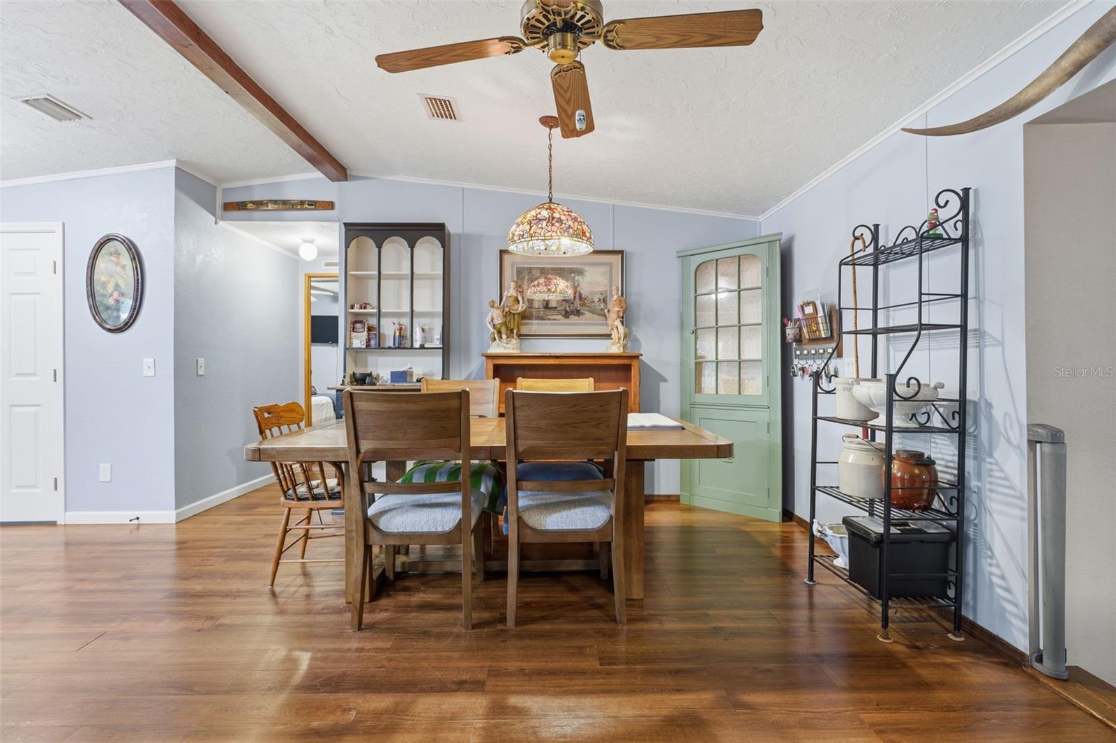 1135 NW PINE CREEK AVE