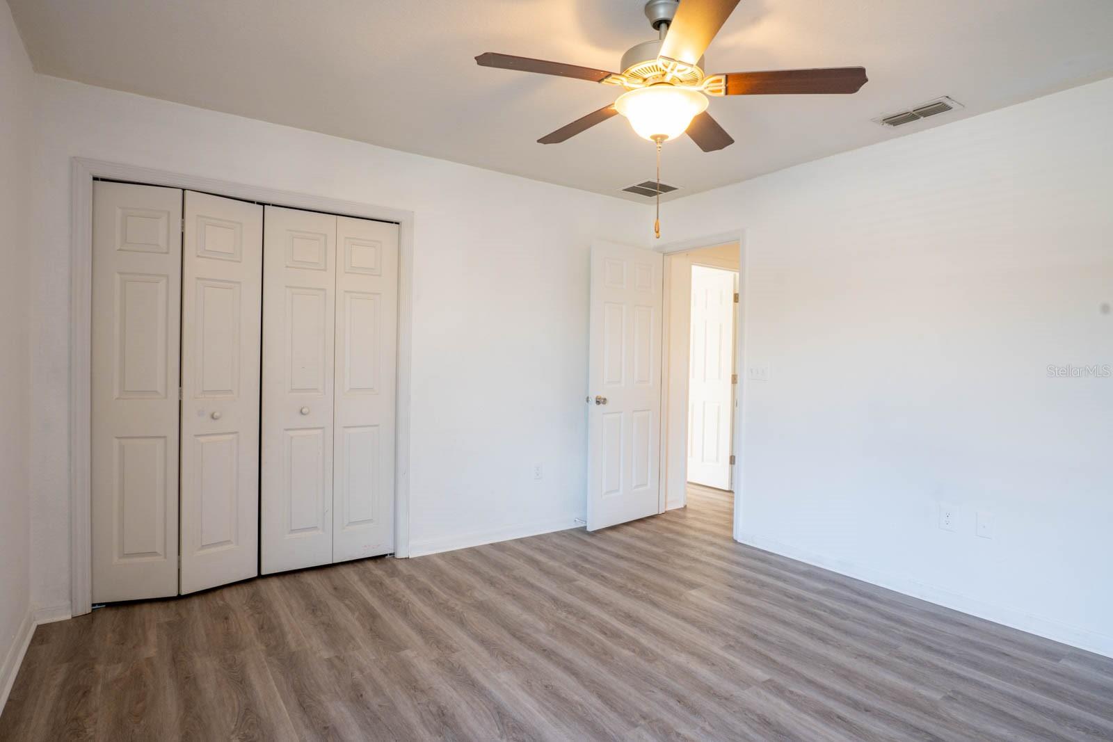 2870 STONEWOOD CIR