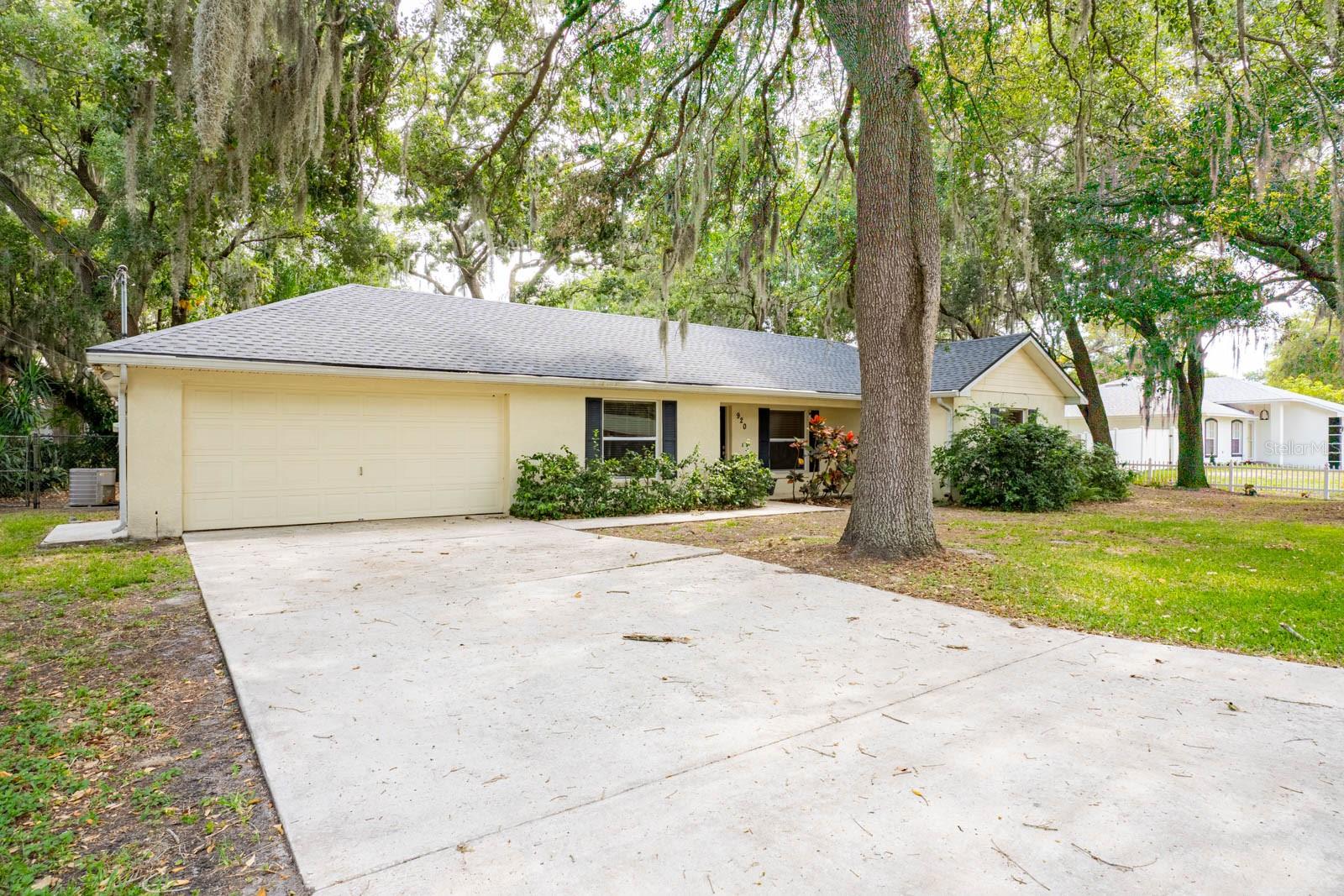 920 HICKS RD