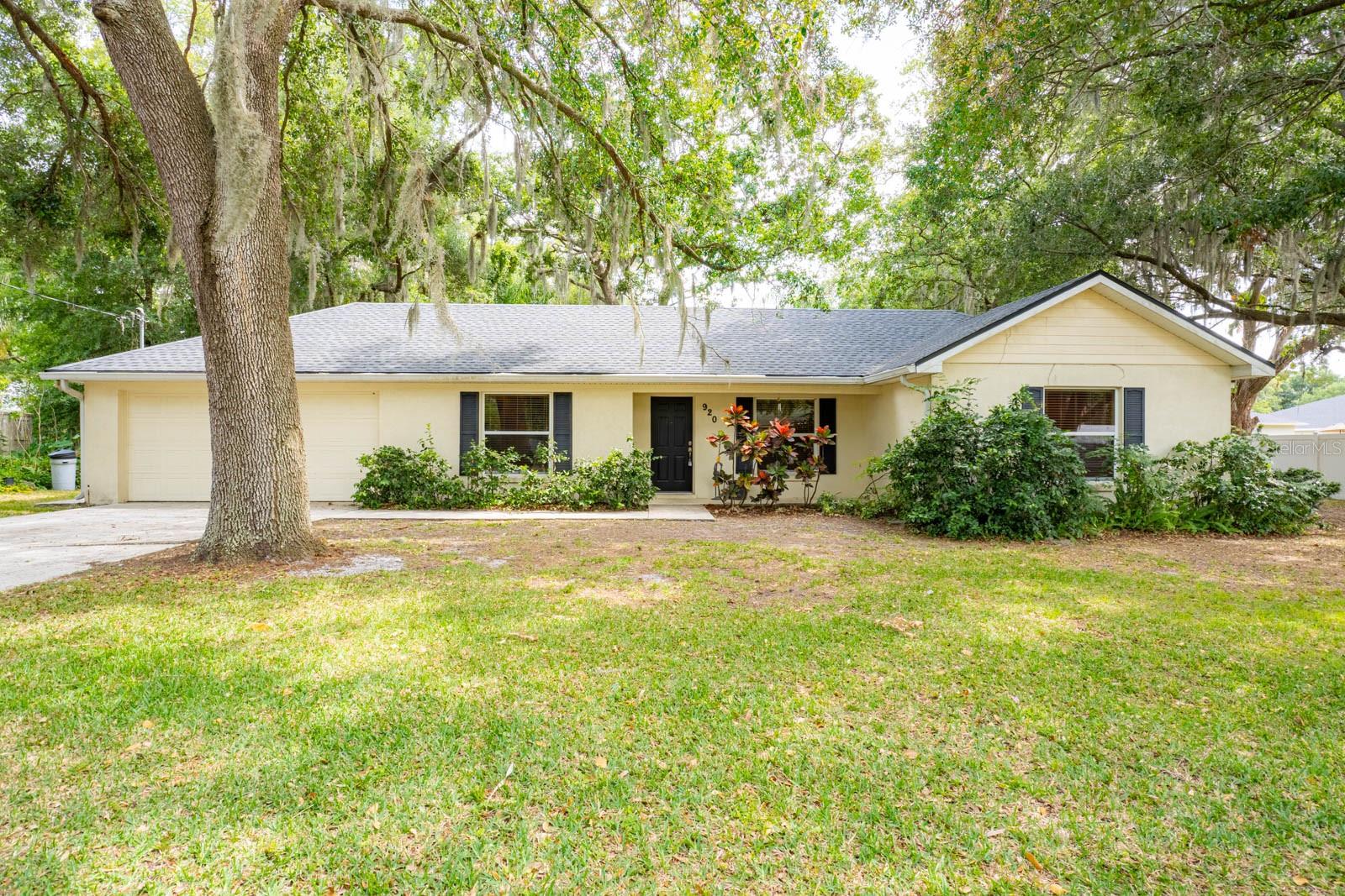 920 HICKS RD
