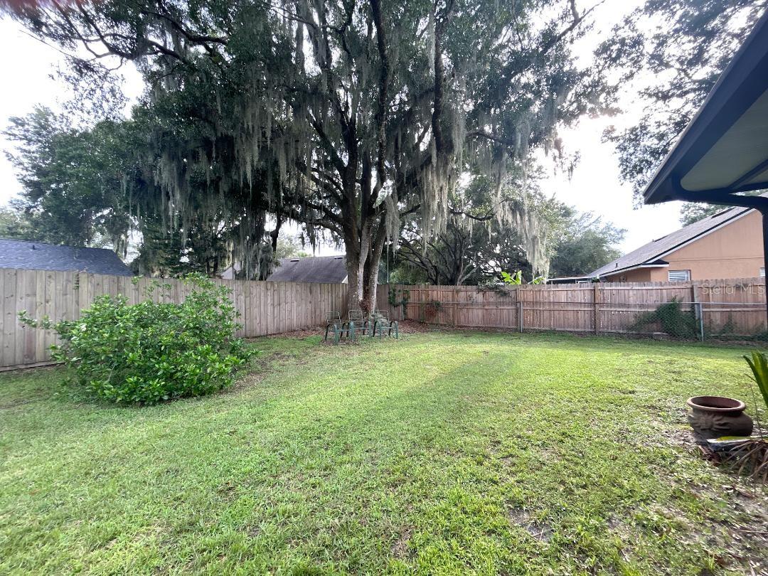 4215 OLD COLONY RD
