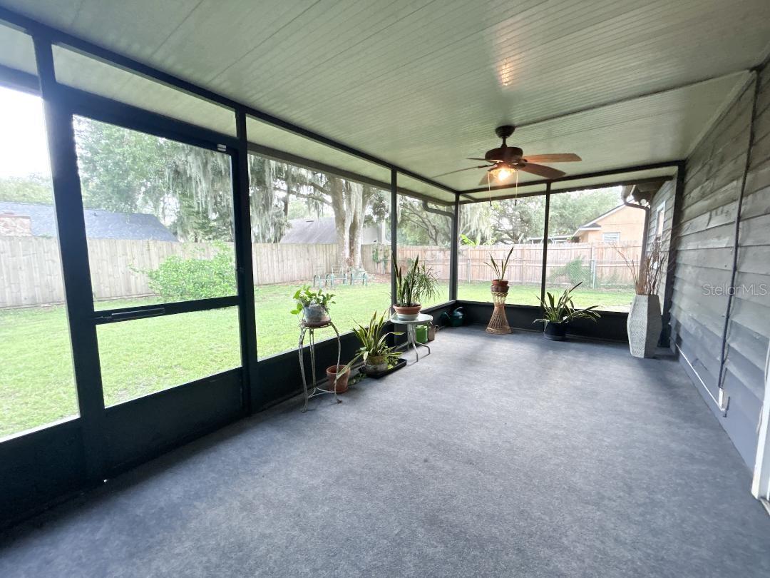 4215 OLD COLONY RD