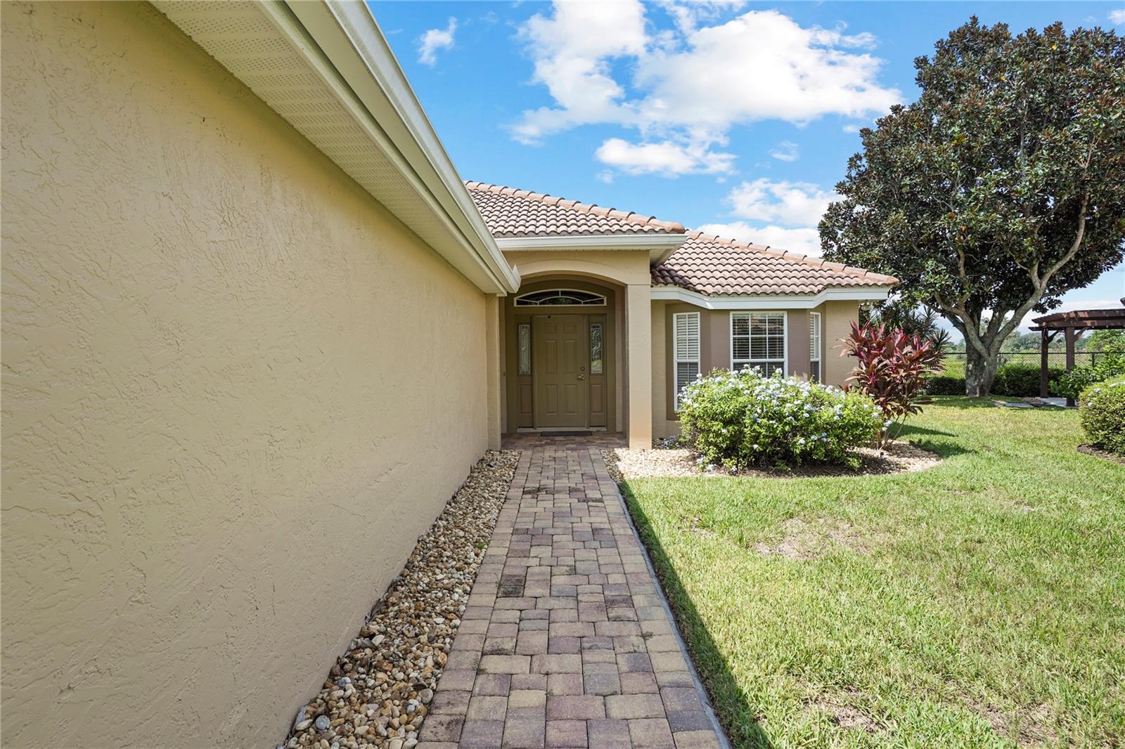 340 NIBLICK CIR