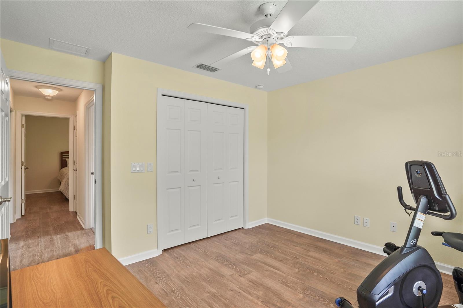 340 NIBLICK CIR