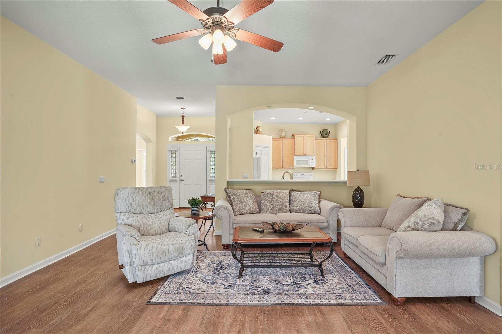 340 NIBLICK CIR