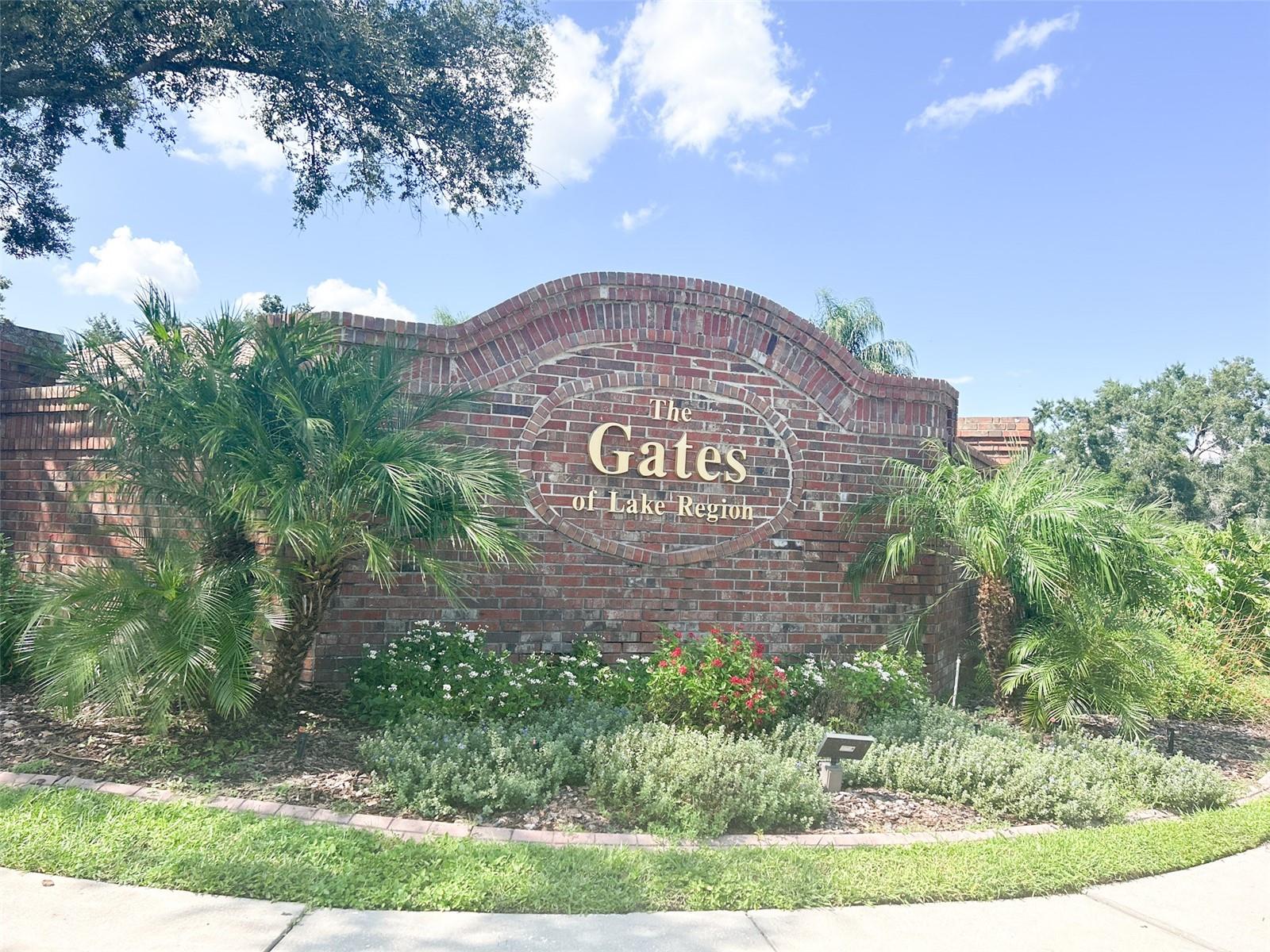 340 NIBLICK CIR