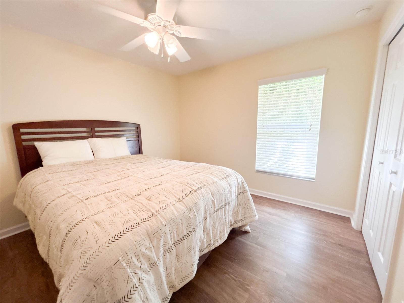 340 NIBLICK CIR