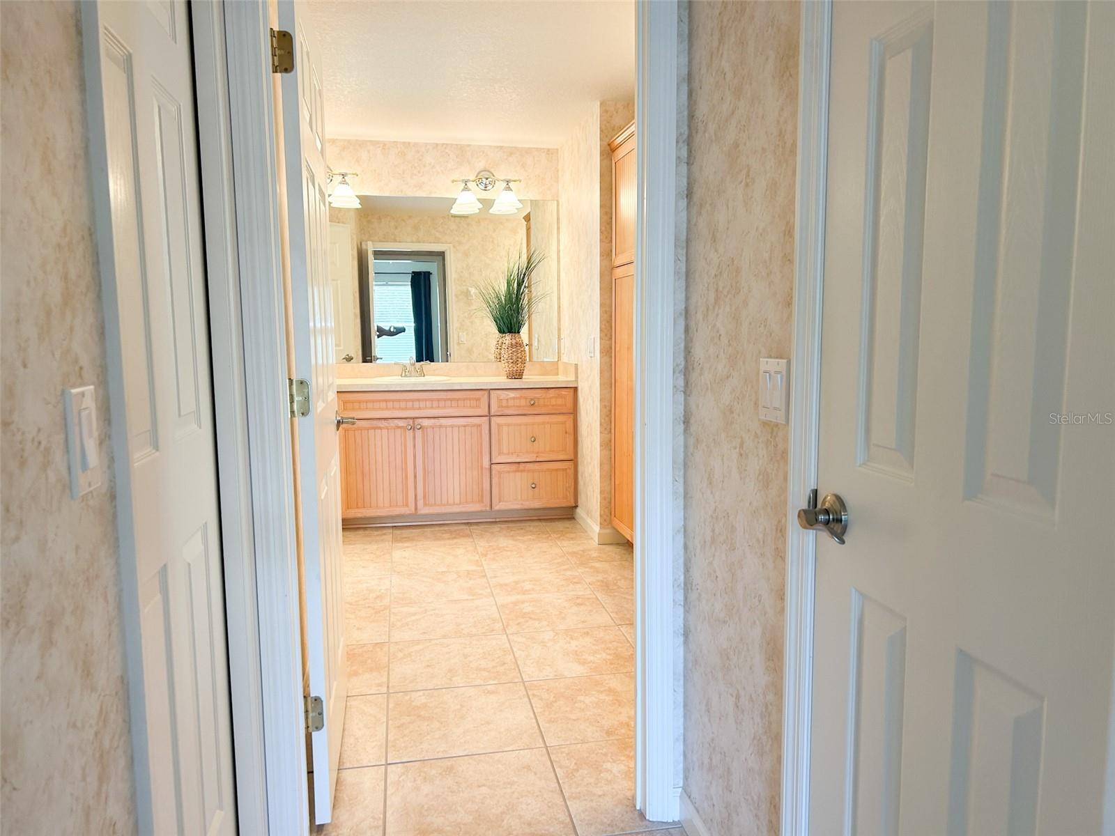 340 NIBLICK CIR