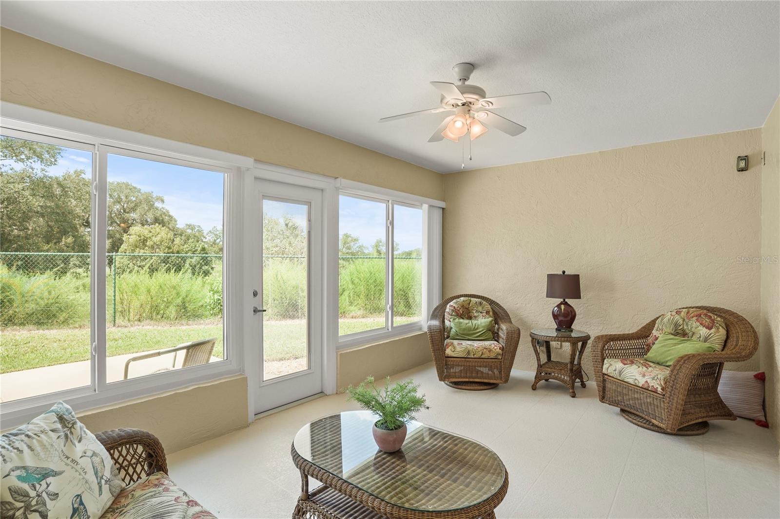 340 NIBLICK CIR