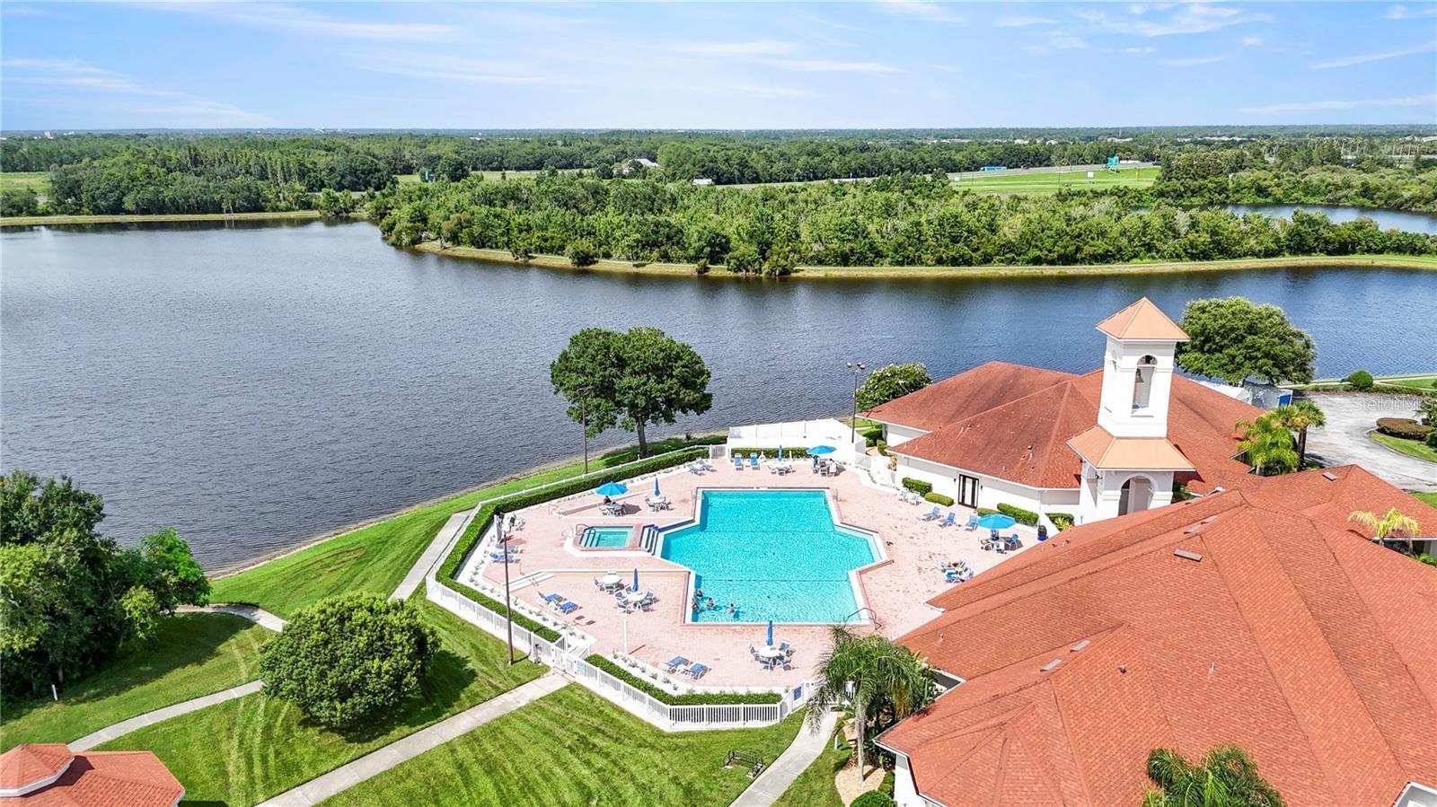3999 WHISTLEWOOD CIR