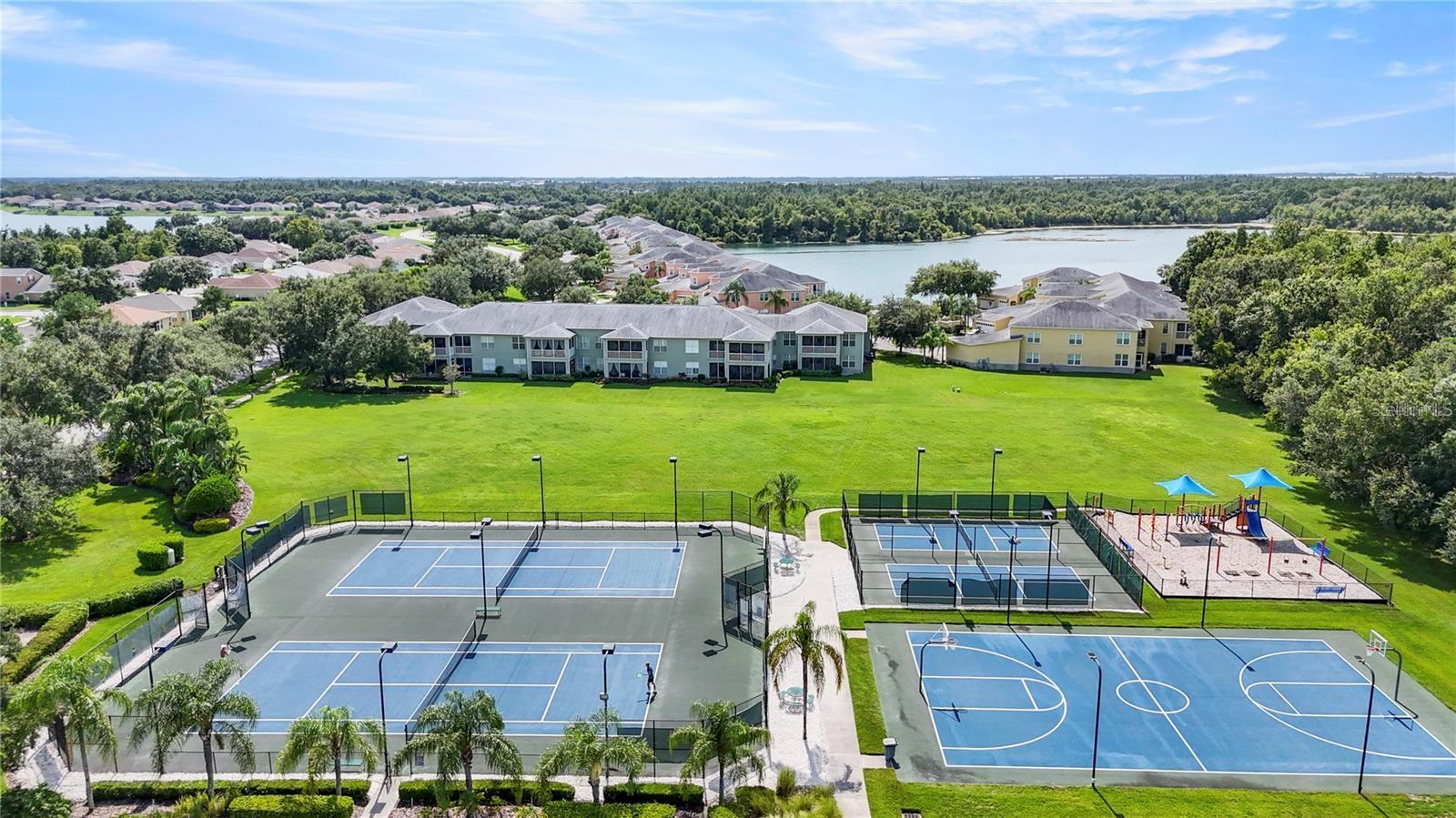 3999 WHISTLEWOOD CIR