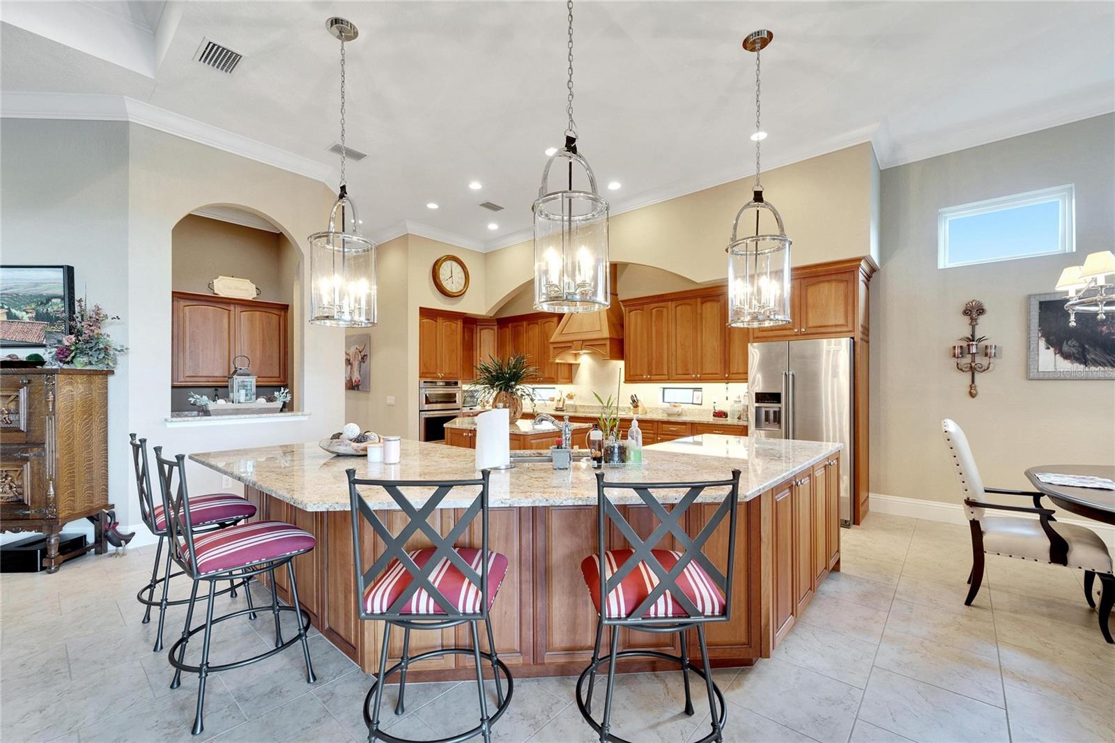 3000 SANCTUARY CIR
