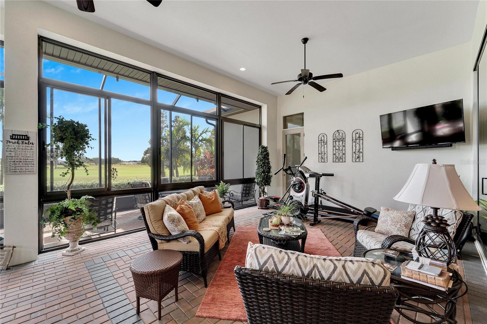 3000 SANCTUARY CIR