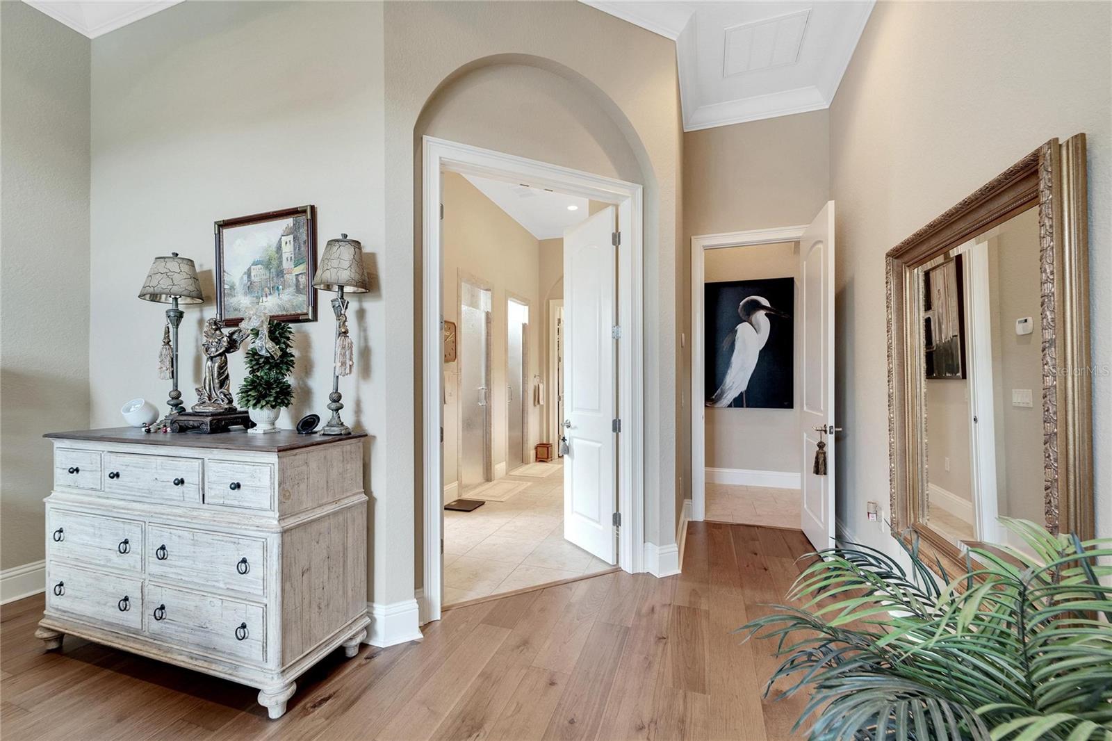 3000 SANCTUARY CIR