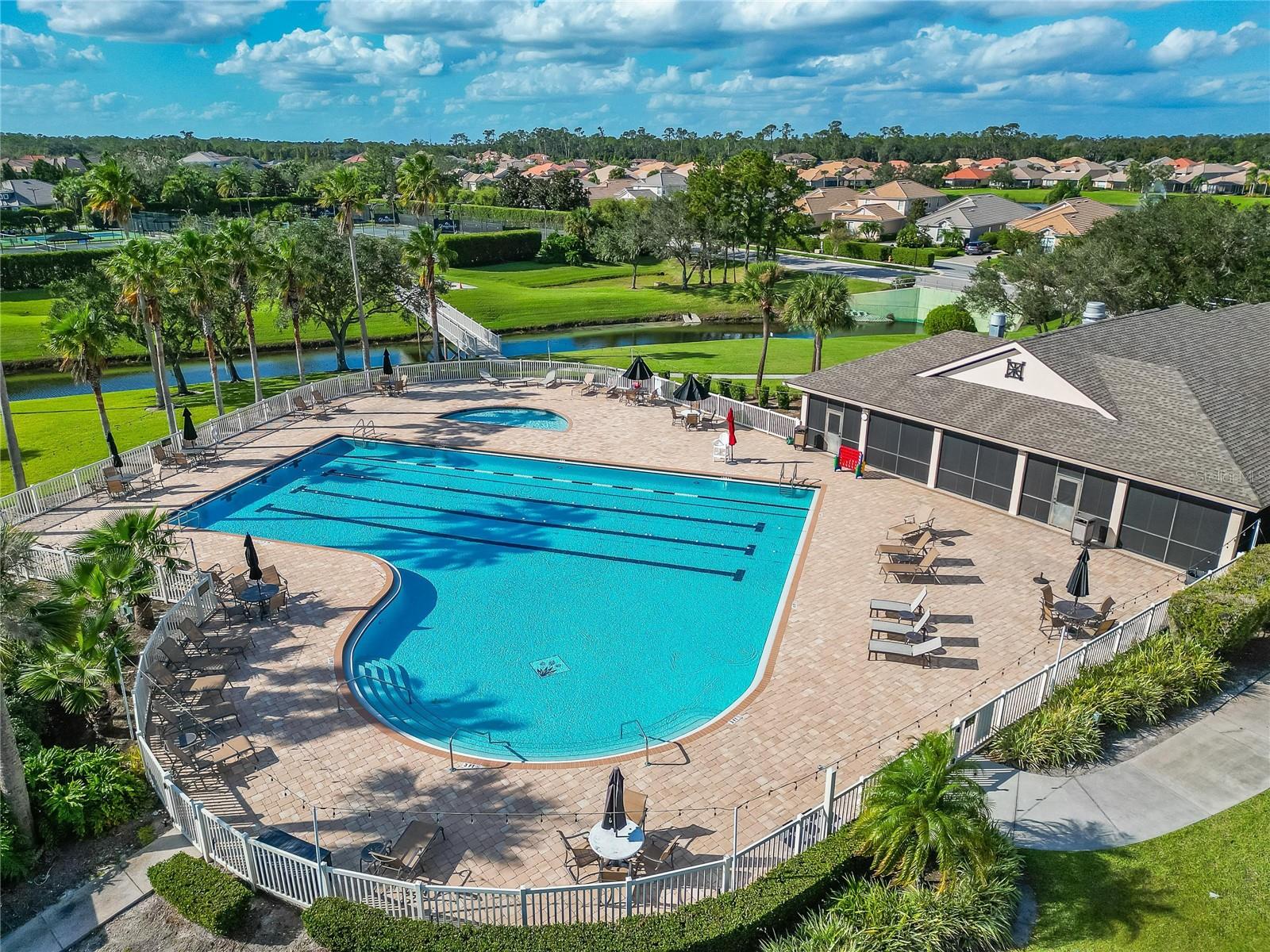 3000 SANCTUARY CIR