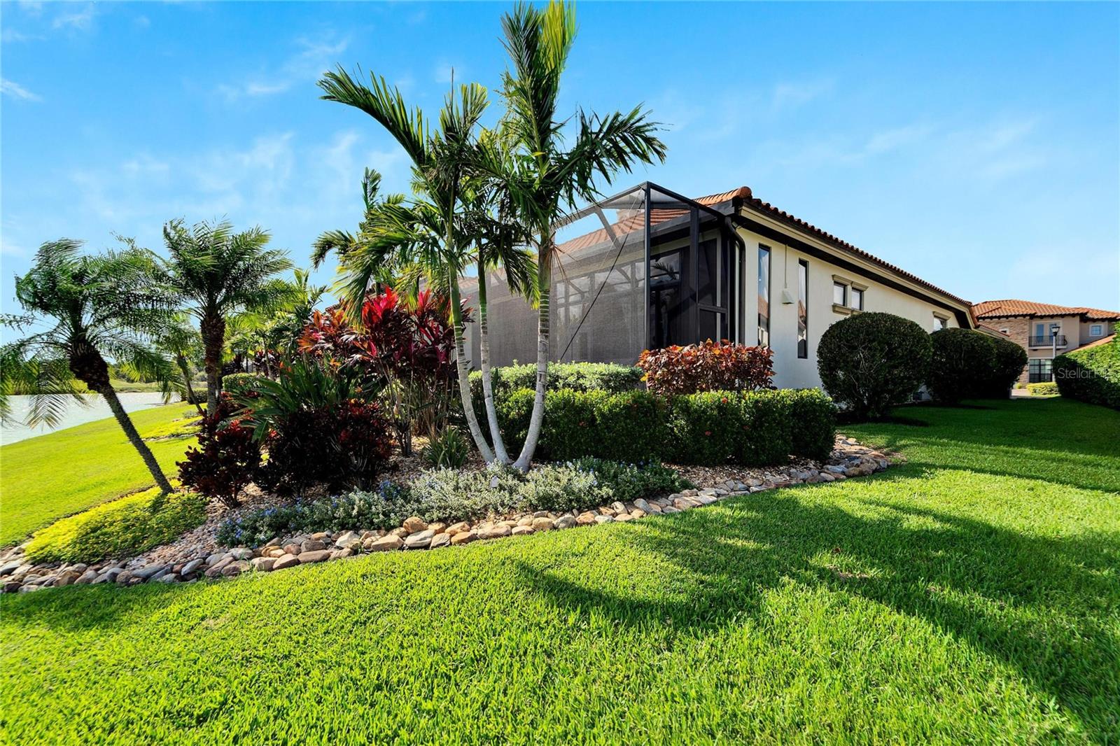 3000 SANCTUARY CIR