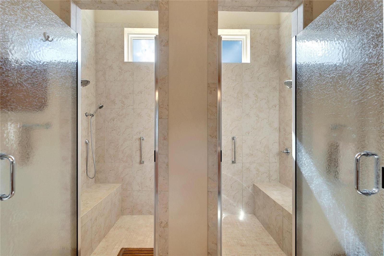 3000 SANCTUARY CIR