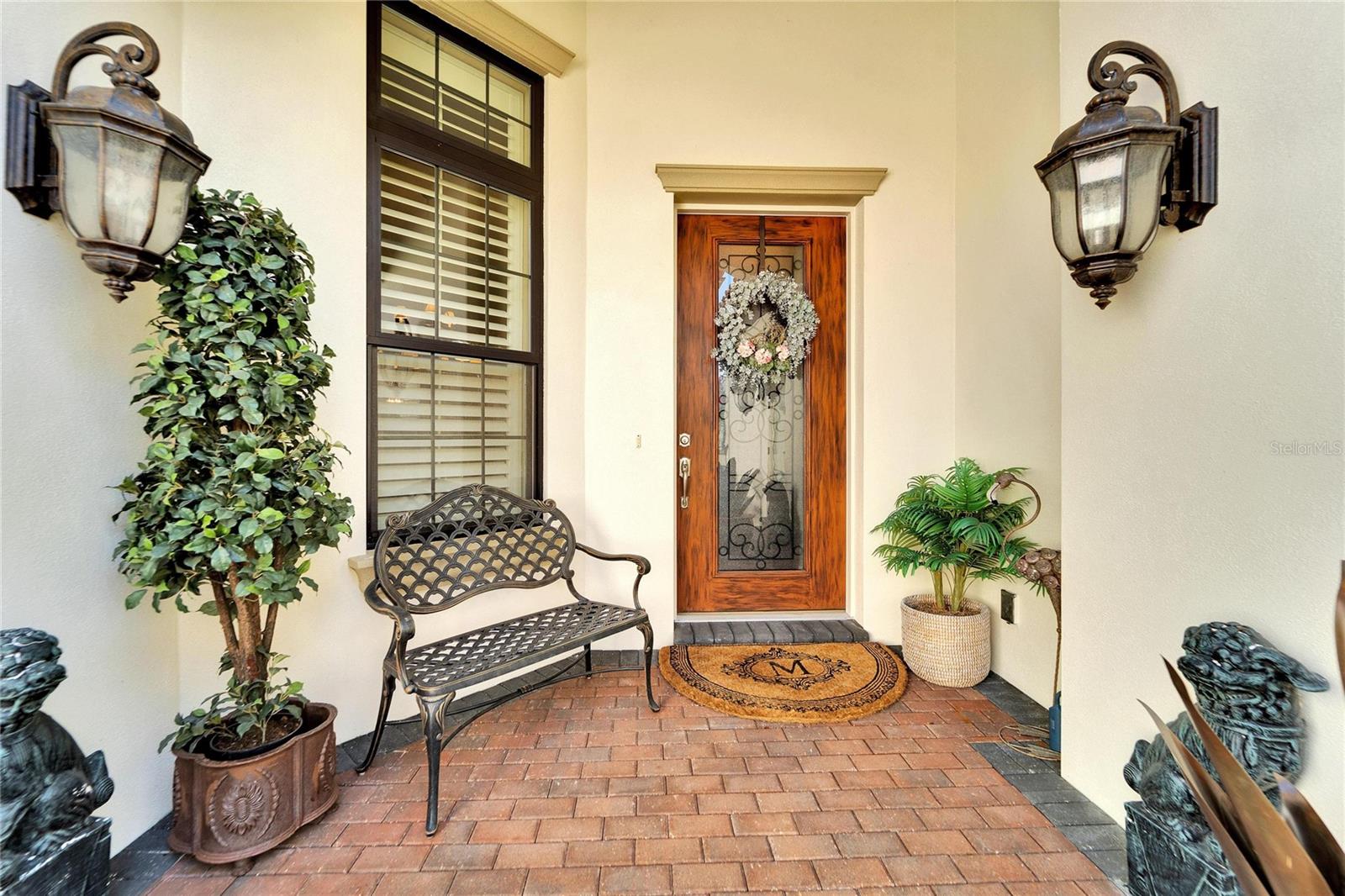 3000 SANCTUARY CIR