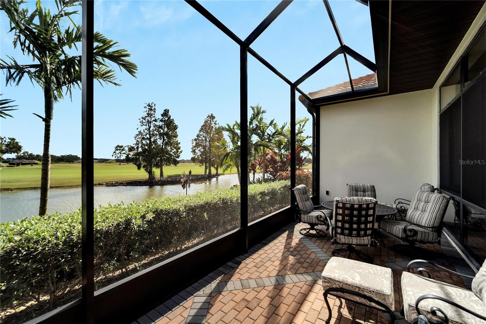 3000 SANCTUARY CIR