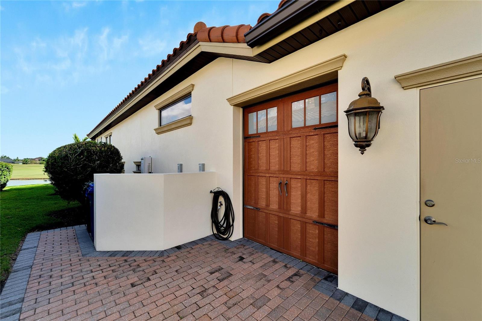 3000 SANCTUARY CIR