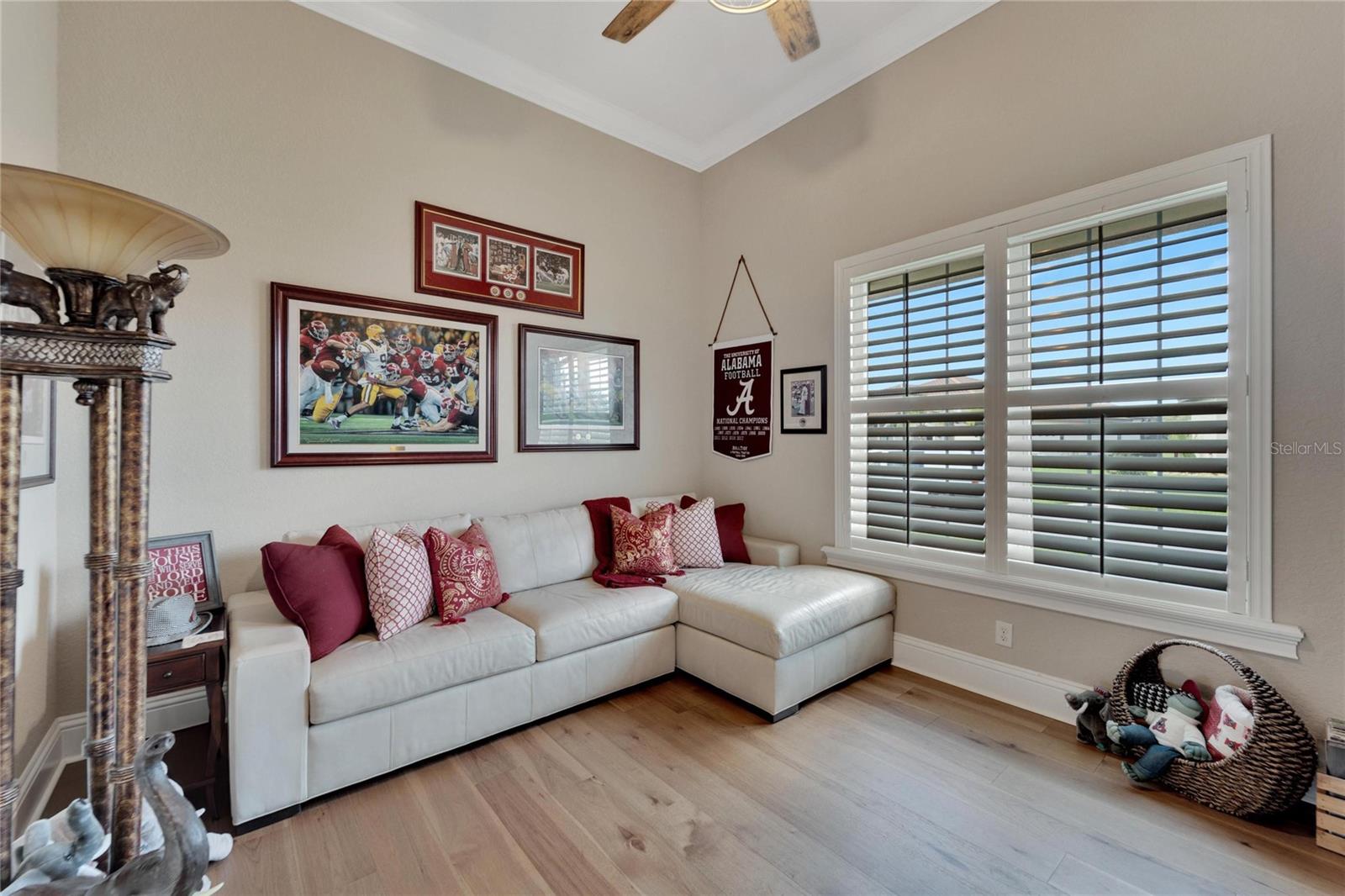3000 SANCTUARY CIR