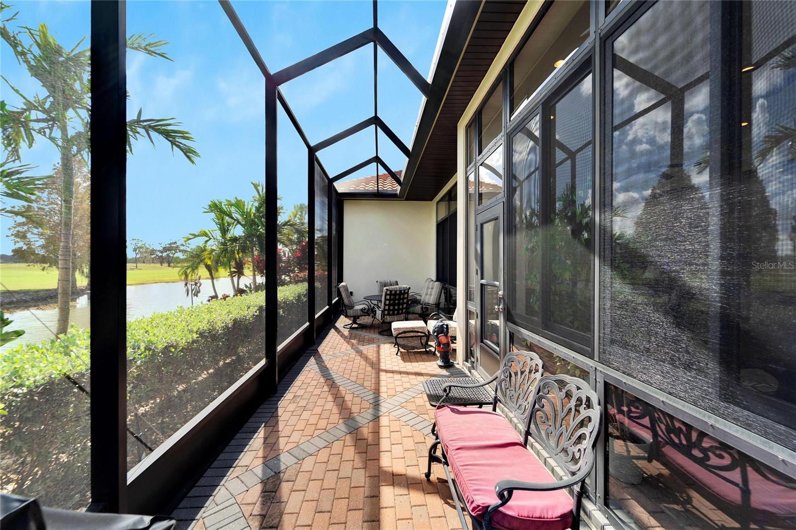 3000 SANCTUARY CIR