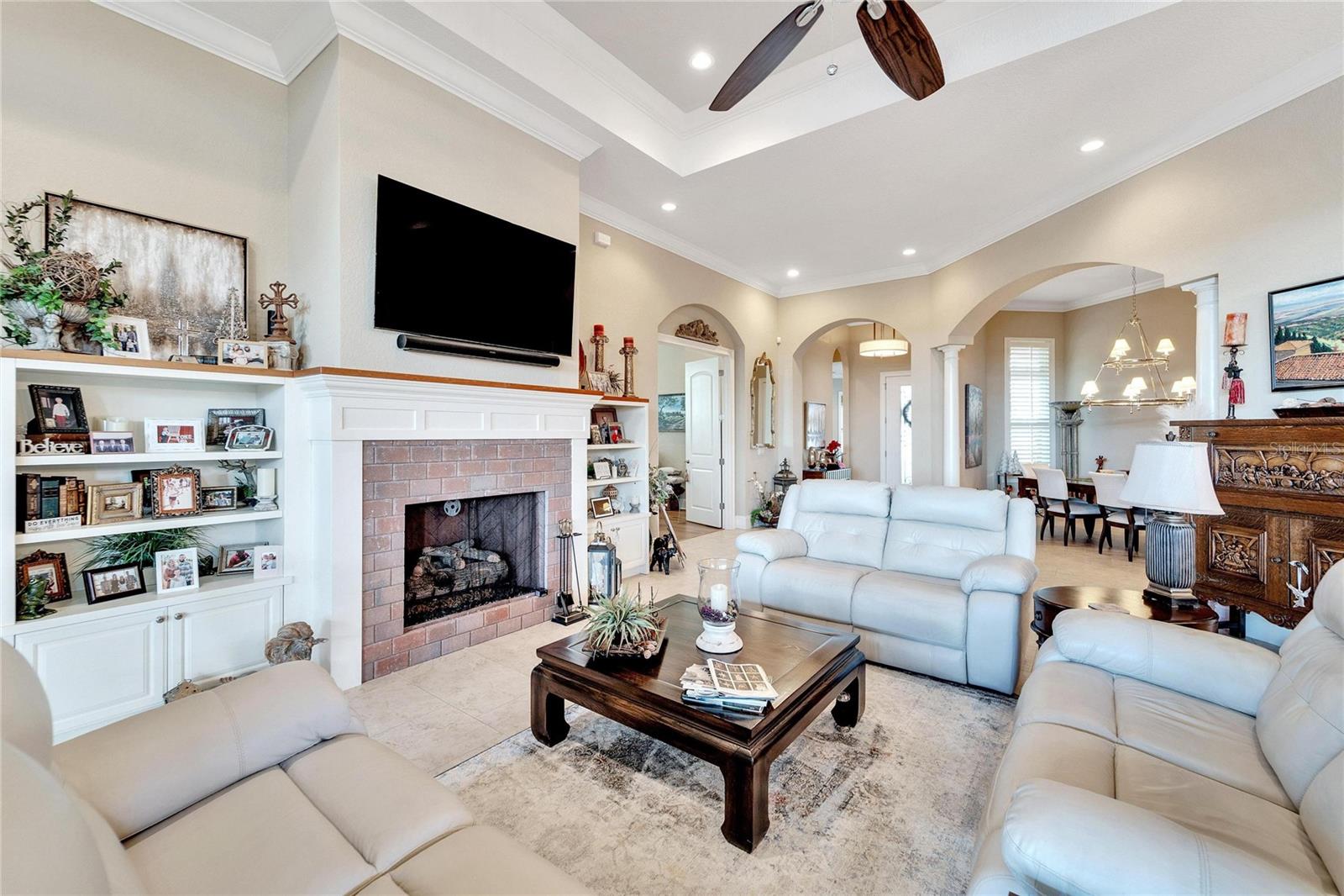 3000 SANCTUARY CIR
