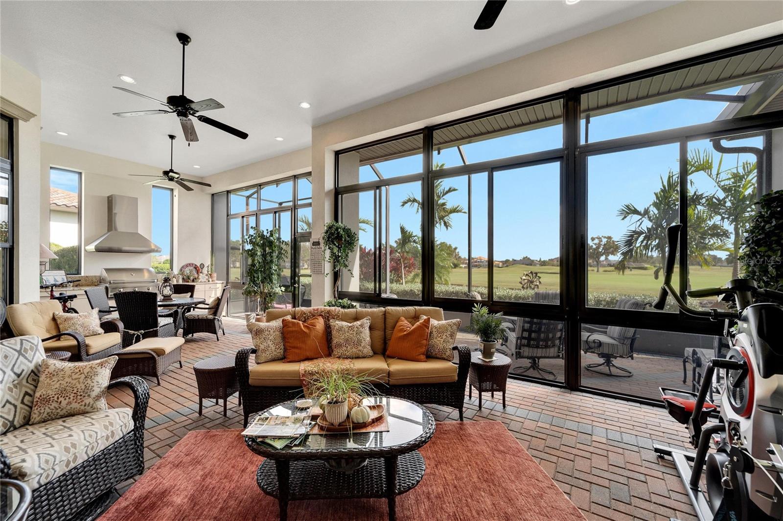 3000 SANCTUARY CIR