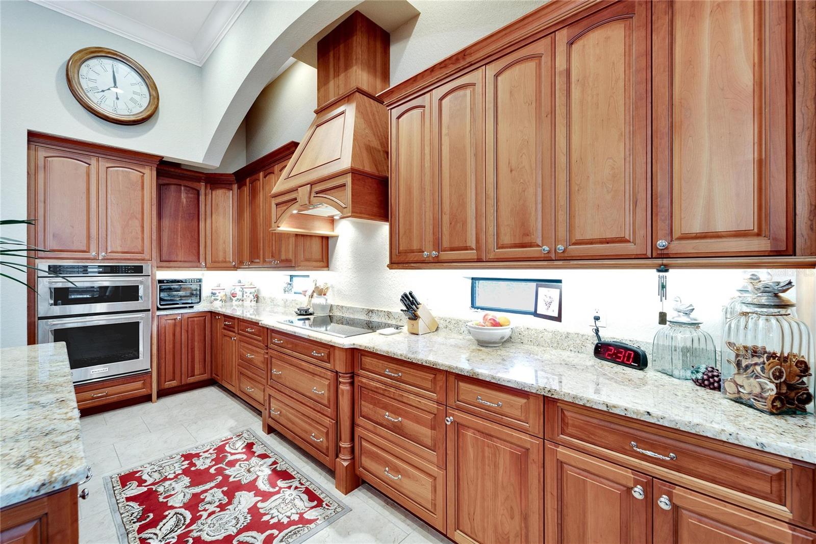 3000 SANCTUARY CIR