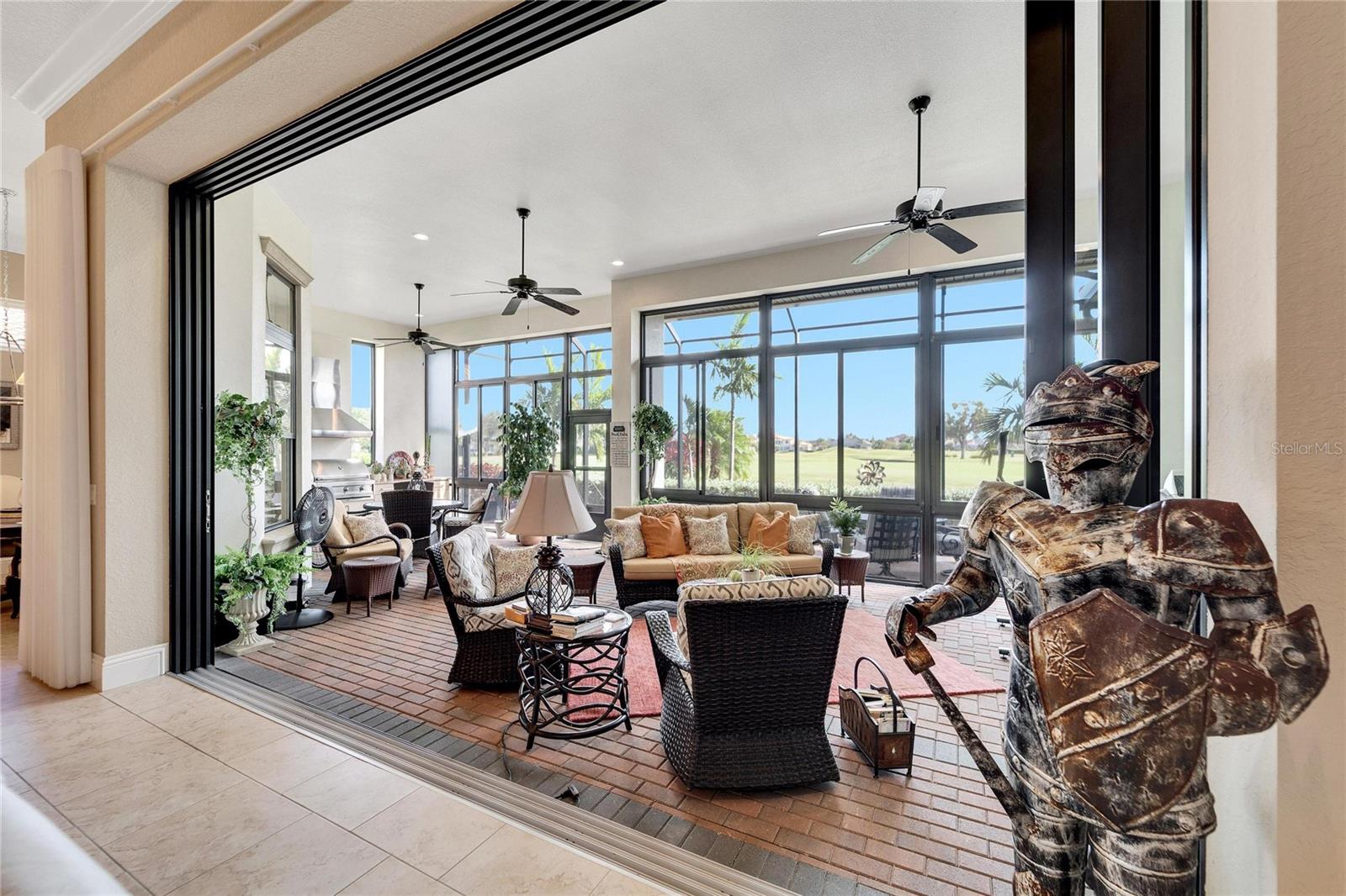 3000 SANCTUARY CIR