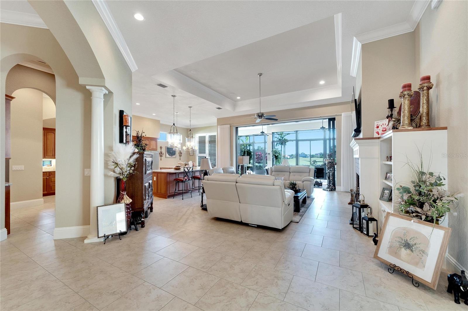 3000 SANCTUARY CIR
