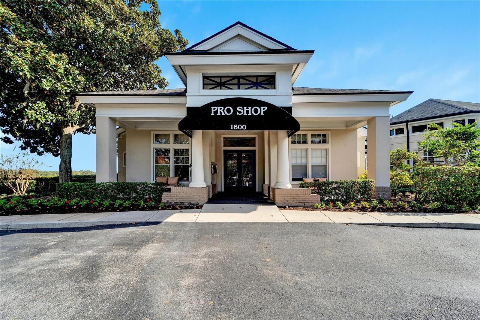 3000 SANCTUARY CIR