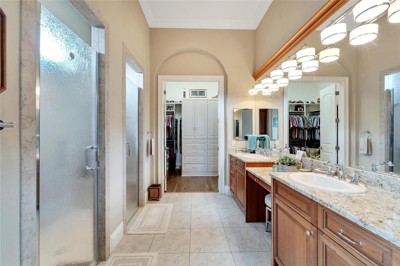 3000 SANCTUARY CIR