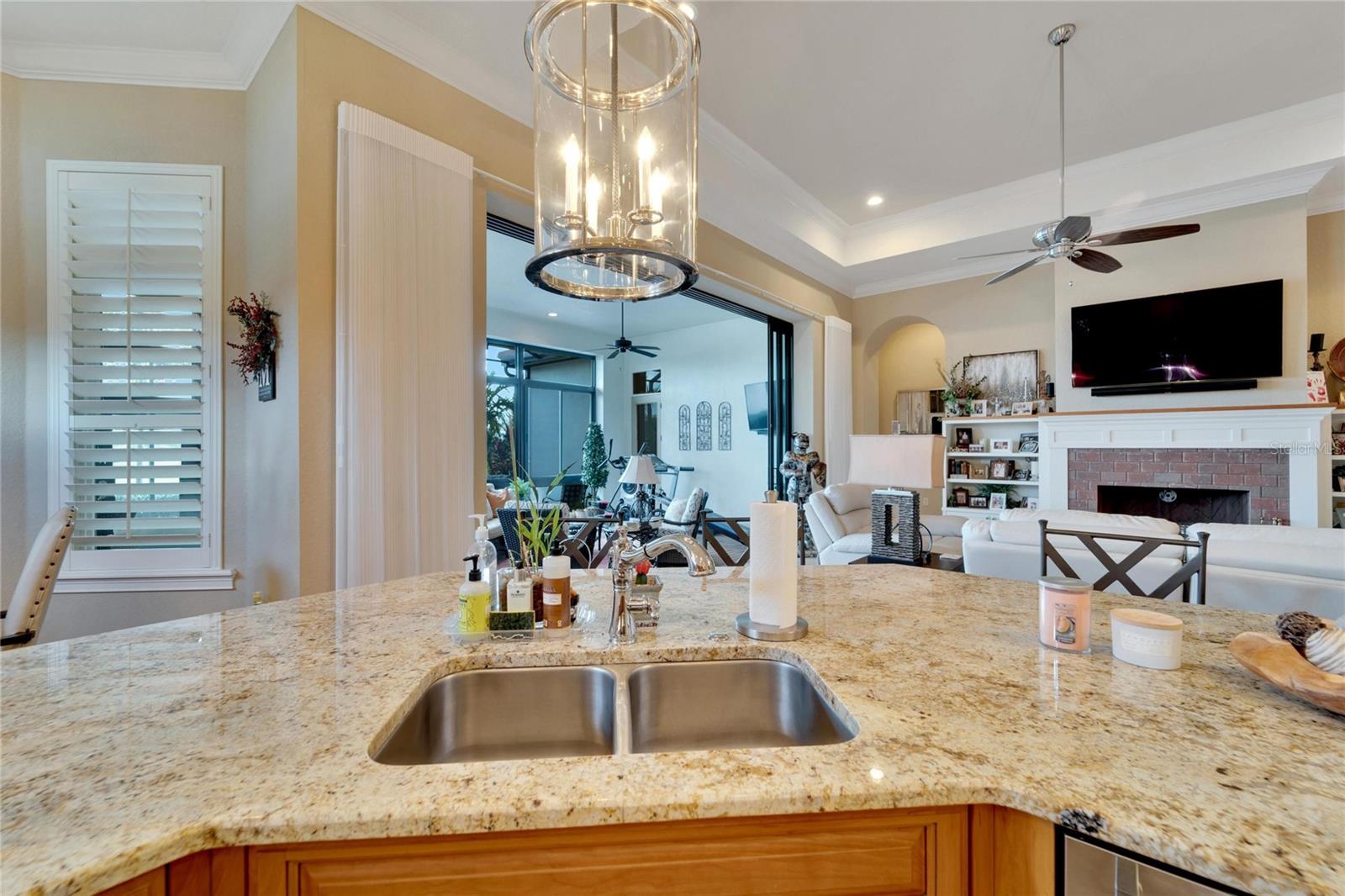 3000 SANCTUARY CIR