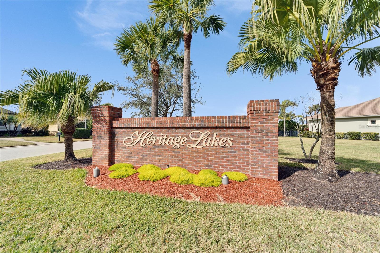 1934 HERITAGE LAKES BLVD