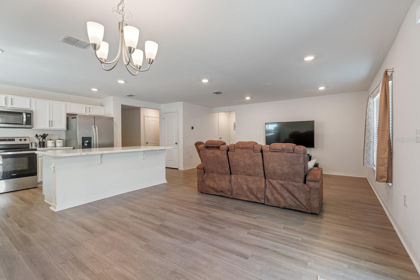 1341 MATTIE POINTE BLVD