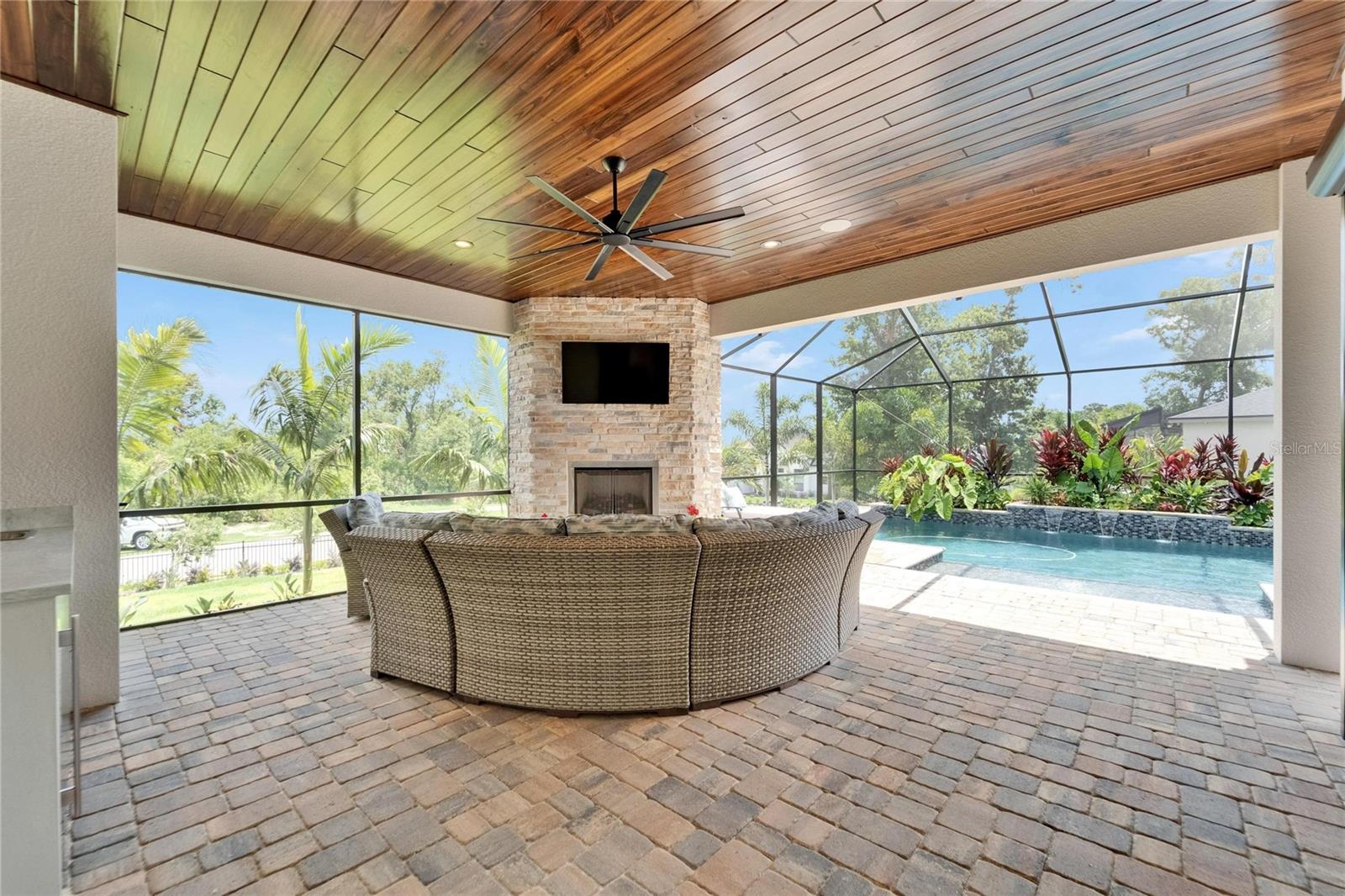 2662 DELPHI HILLS CT