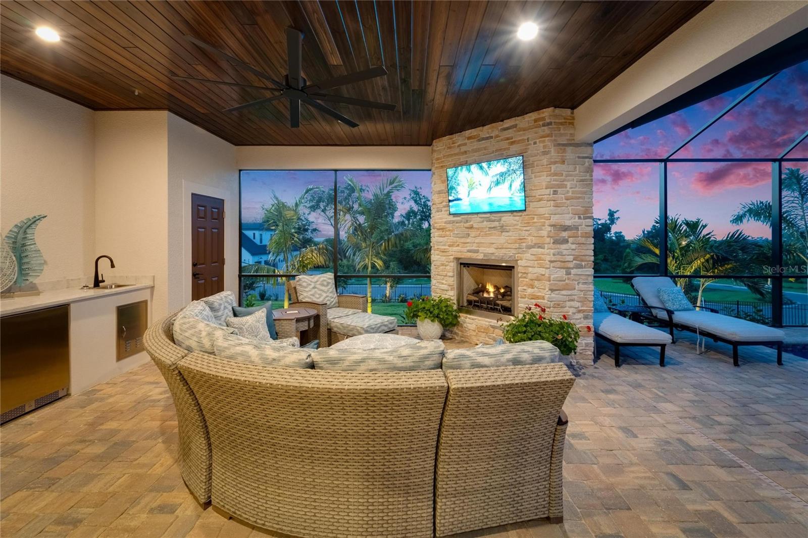 2662 DELPHI HILLS CT