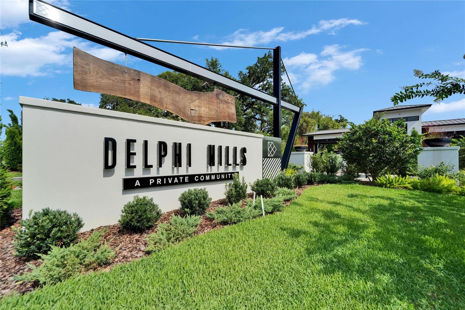 2662 DELPHI HILLS CT