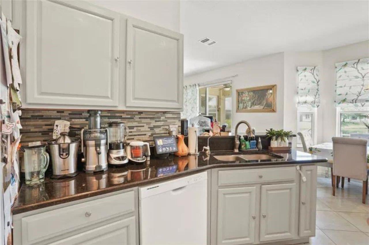 3999 WHISTLEWOOD CIR