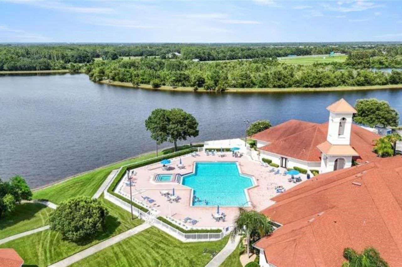 3999 WHISTLEWOOD CIR