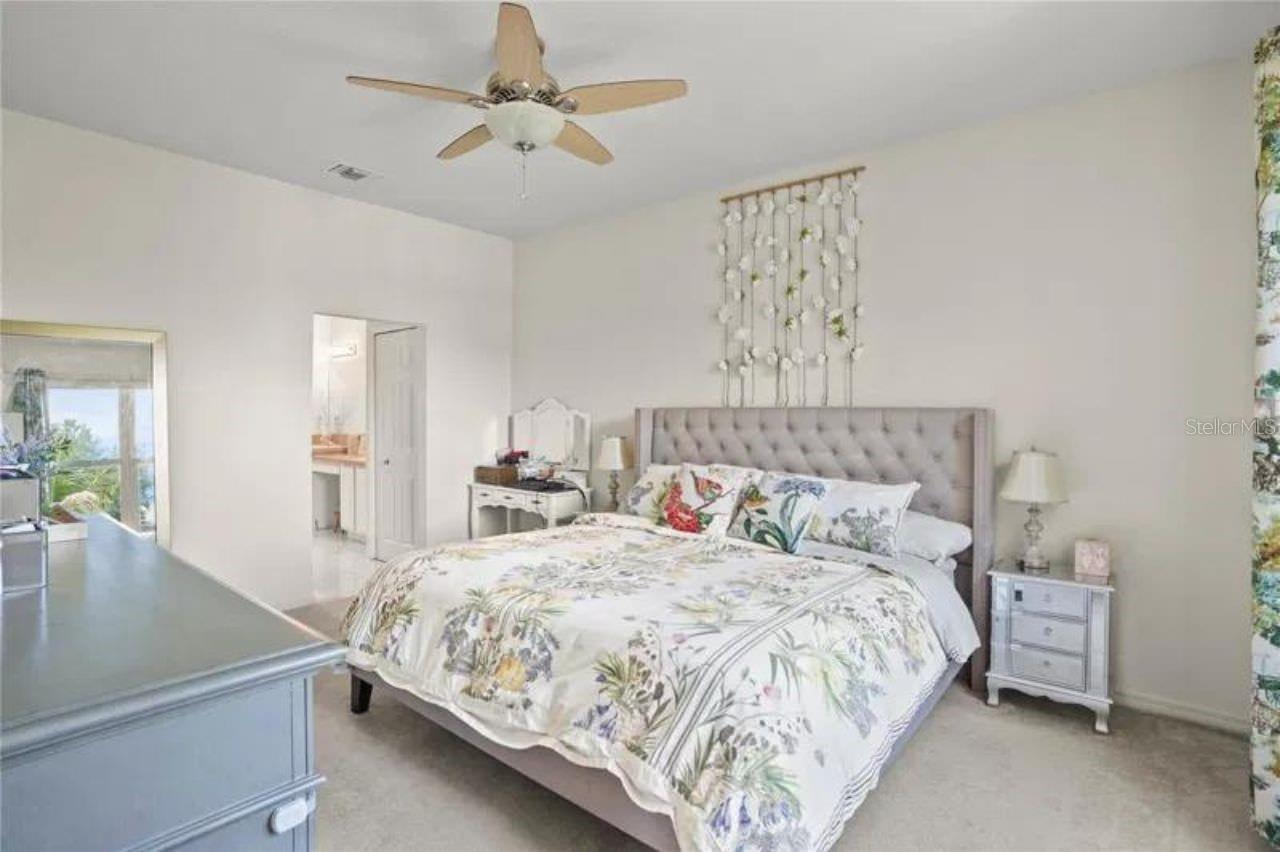 3999 WHISTLEWOOD CIR