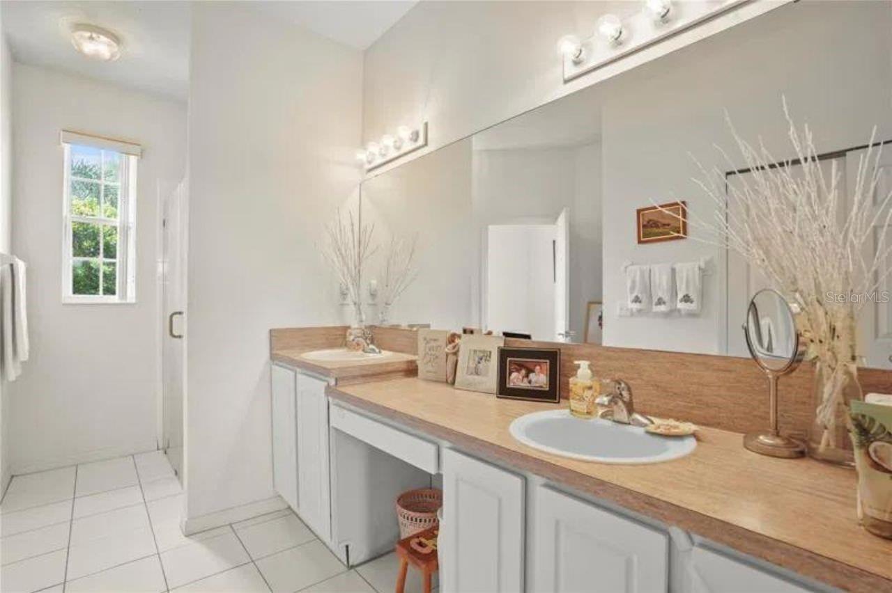 3999 WHISTLEWOOD CIR